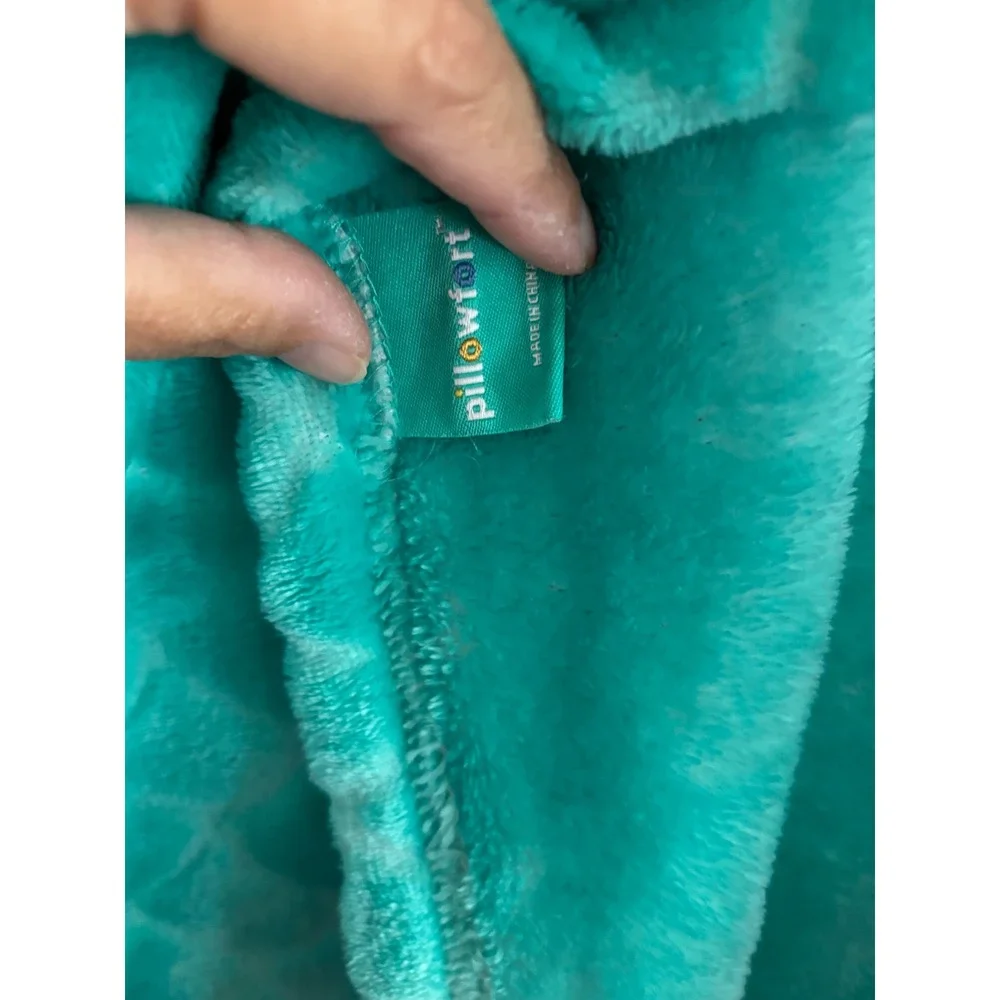 Pillowfort mermaid tail